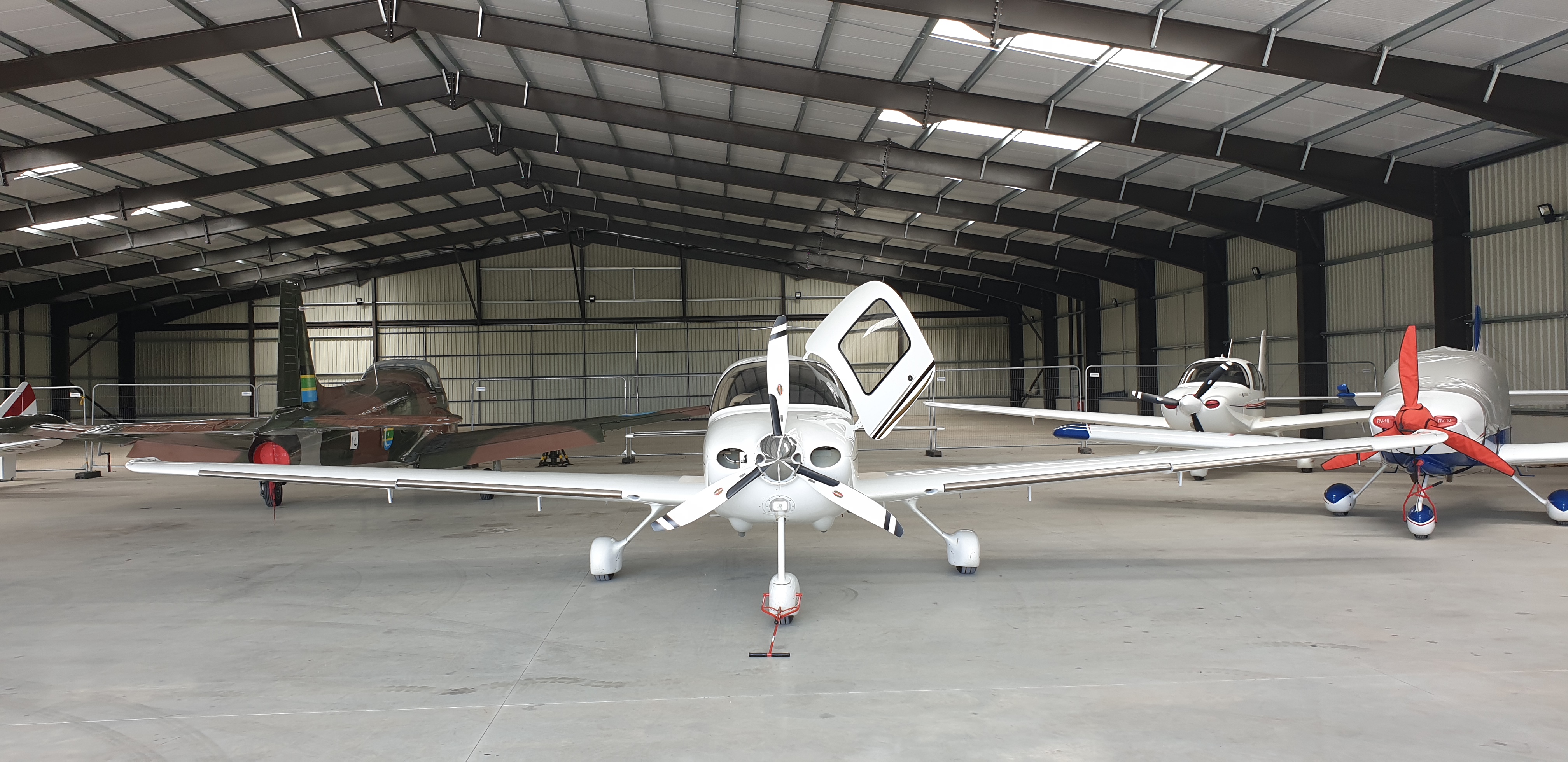 Cirrus in a hangar